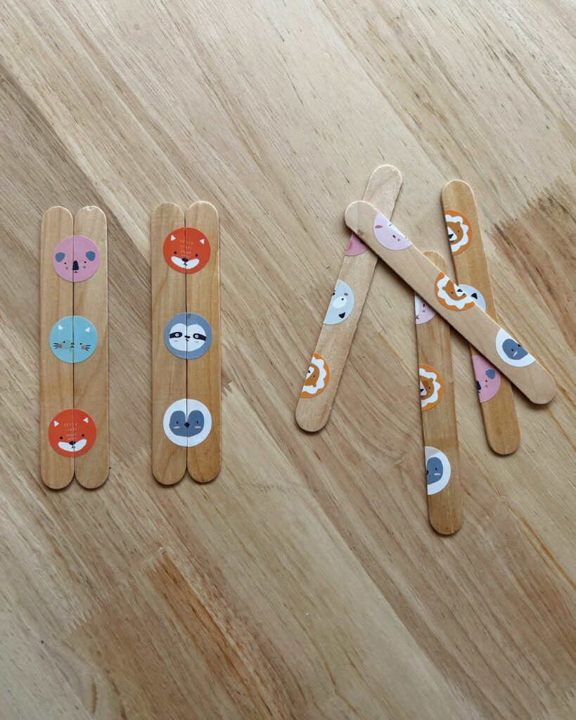 Juego educativo de atención temprana para estimular el desarrollo infantil